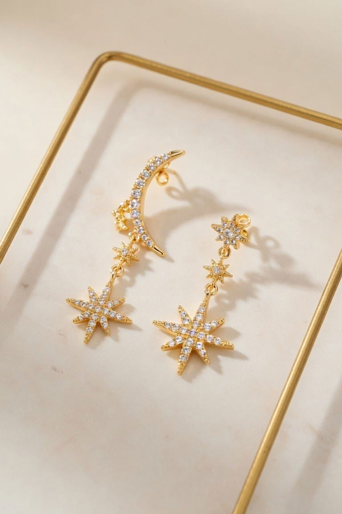 Gold Ayyıldız Küpe