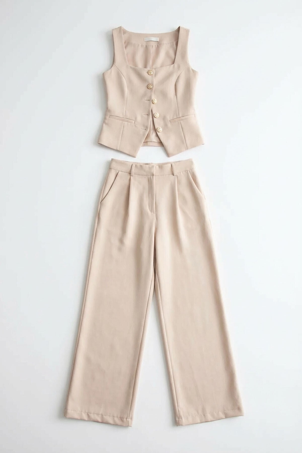 Bej Brit Detaylı Kare Yaka Crep Bluz Ve Pantolon Alt Üst Takım