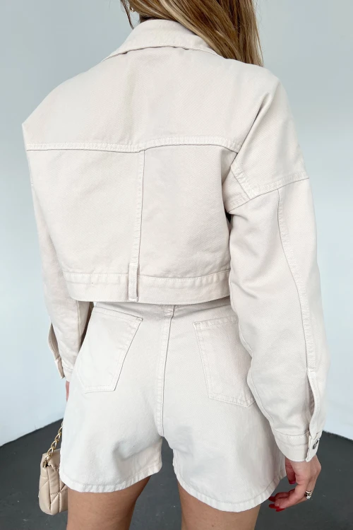 Bej Çift Cepli Fermuarlı Yıkamalı Crop Denim Ceket BCDF-235410