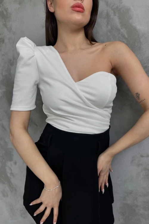 Beyaz Prenses Kol Tek Omuz Crep Bluz