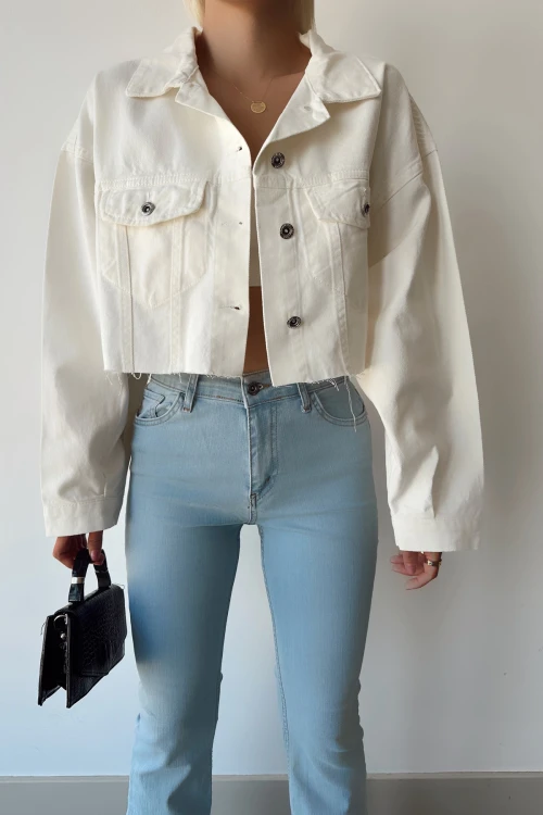 Ekru Çift Cepli Lazer Kesim Yıkamalı Crop Denim Ceket BCDF-235408