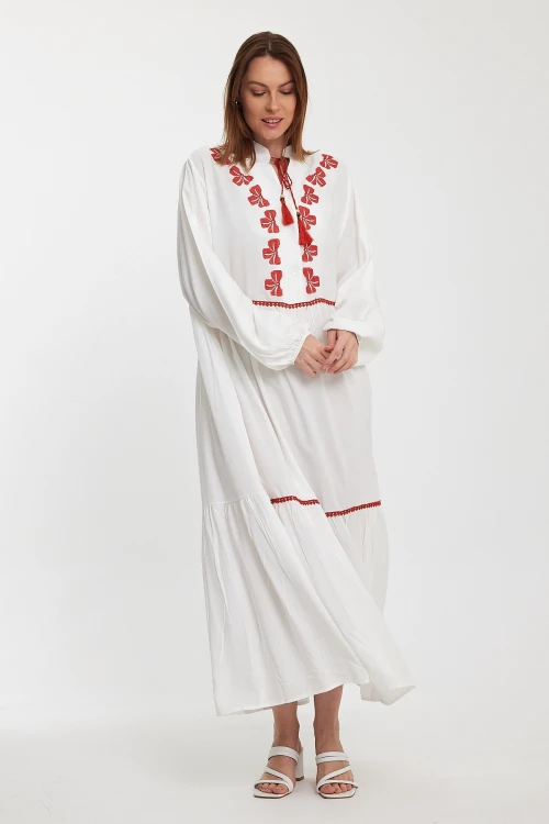 Maxi Boy Beyaz Nakış İşlemeli Uzun Boy Dokuma Elbise BCVL-241005