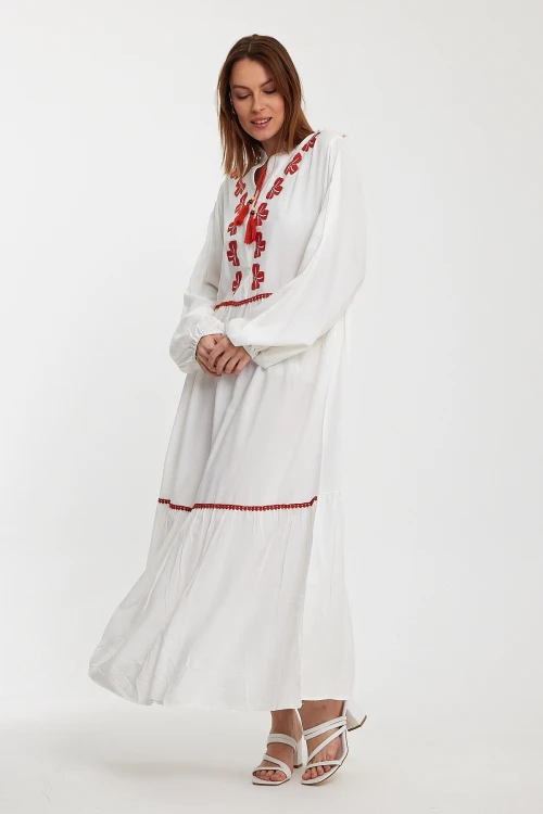Maxi Boy Beyaz Nakış İşlemeli Uzun Boy Dokuma Elbise BCVL-241005