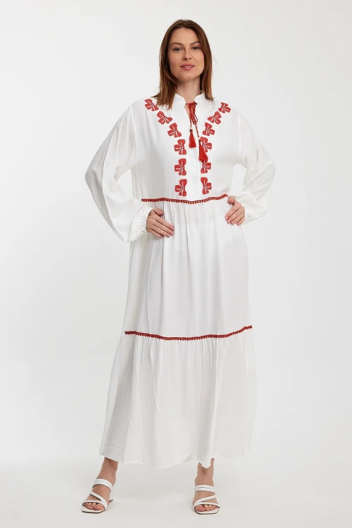 Maxi Boy Beyaz Nakış İşlemeli Uzun Boy Dokuma Elbise BCVL-241005