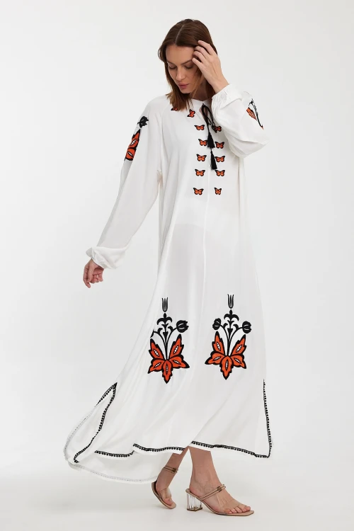 Maxi Boy Beyaz Nakış İşlemeli Uzun Boy Dokuma Elbise BCVL-241026