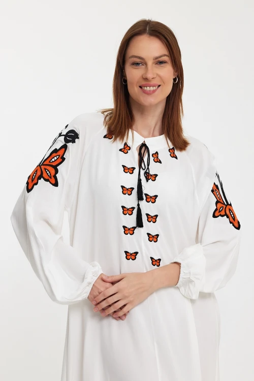 Maxi Boy Beyaz Nakış İşlemeli Uzun Boy Dokuma Elbise BCVL-241026