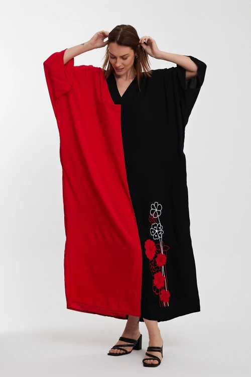 Maxi Boy Kırmızı V Yaka Nakış İşlemeli Renk Bloklu Uzun Boy Gömlek Elbise BCVL-24958