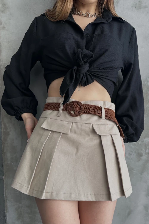 Kum Beji Kemerli Kapak Detaylı Gabardin Şort Etek BCDF-247708