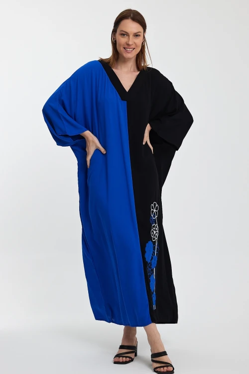 Maxi Boy Saks V Yaka Nakış İşlemeli Renk Bloklu Uzun Boy Gömlek Elbise BCVL-24958