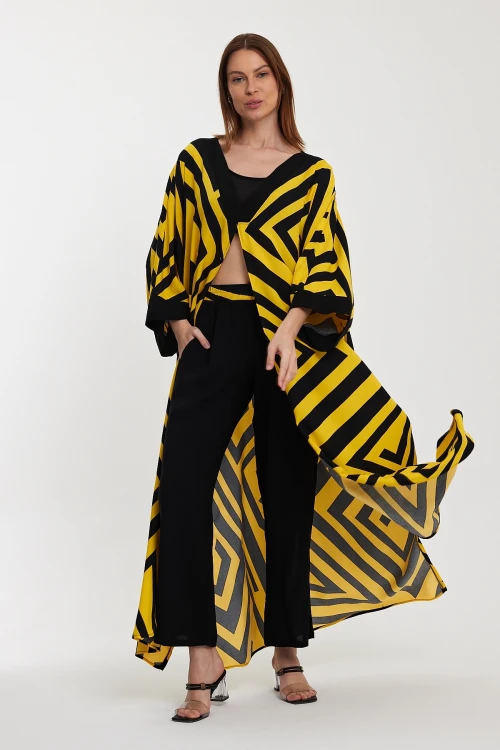 Maxi Boy Sarı Geometrik Desenli Pantolon Ve Uzun Kimono Ceket Alt Üst Takım BCVL-241015