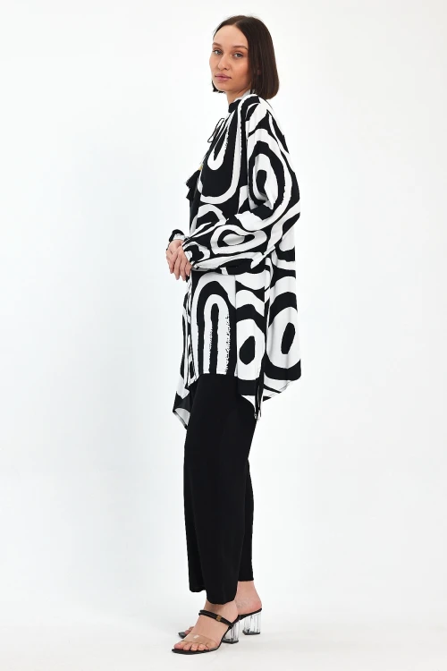 Maxi Boy Siyah Beyaz Geometrik Desenli Pantolon Ve Uzun Tunik Alt Üst Takım BCVL-241017