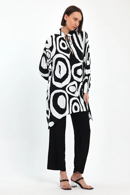 Maxi Boy Siyah Beyaz Geometrik Desenli Pantolon Ve Uzun Tunik Alt Üst Takım BCVL-241017