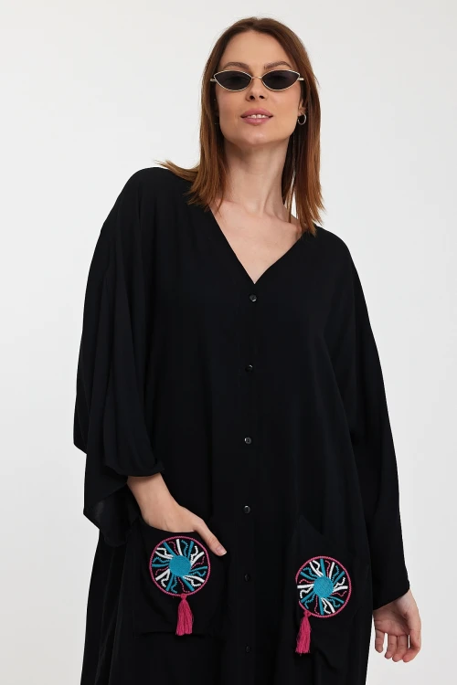 Siyah Çift Cepli Nakış İşlemeli Uzun Salaş Dokuma Gömlek Elbise