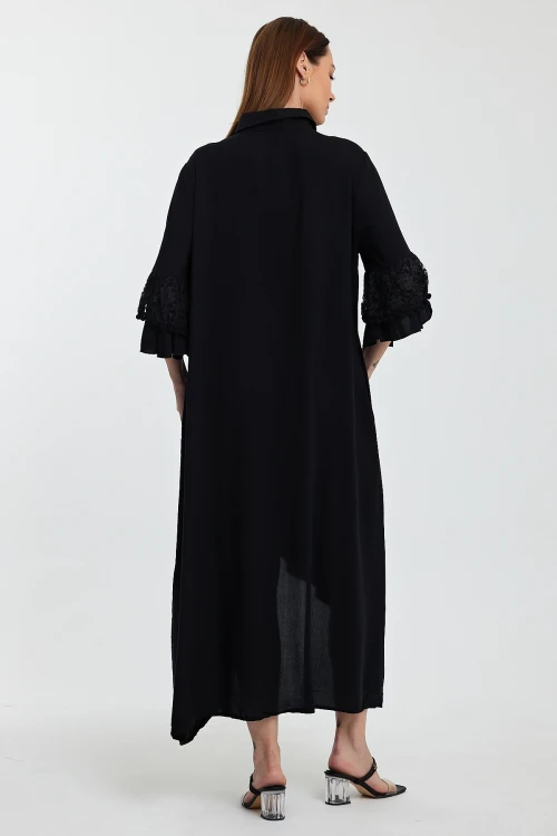 Maxi Boy Siyah Hakim Yaka Güpür Detaylı Uzun Boy Dokuma Gömlek Elbise BCVL-24S50