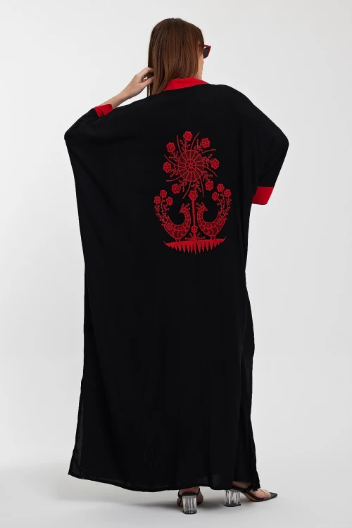 Maxi Boy Siyah Hakim Yaka Nakış İşlemeli Uzun Boy Gömlek Elbise BCVL-24957