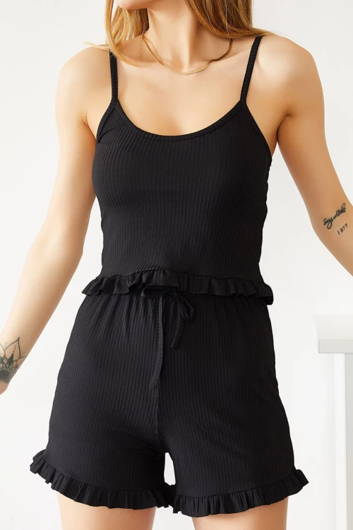 Siyah İp Askılı Fırfırlı Pamuklu Ev Giyimi Pijama Takım BC241122