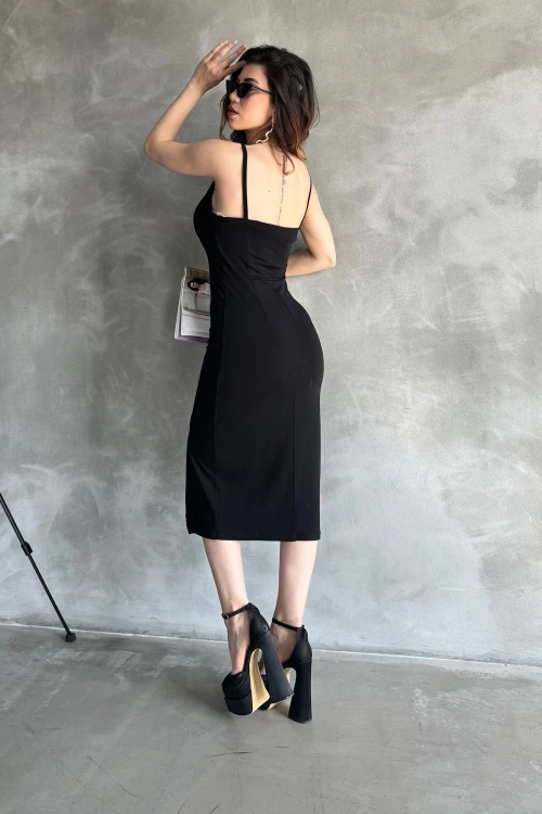 Siyah İp Askılı Yırtmaç Detaylı Midi Boy Dalgıç Gece Elbisesi 