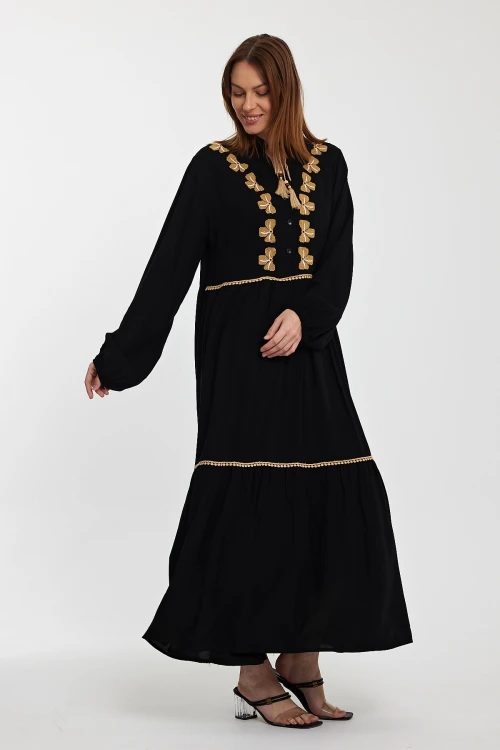 Maxi Boy Siyah Nakış İşlemeli Uzun Boy Dokuma Elbise BCVL-241005
