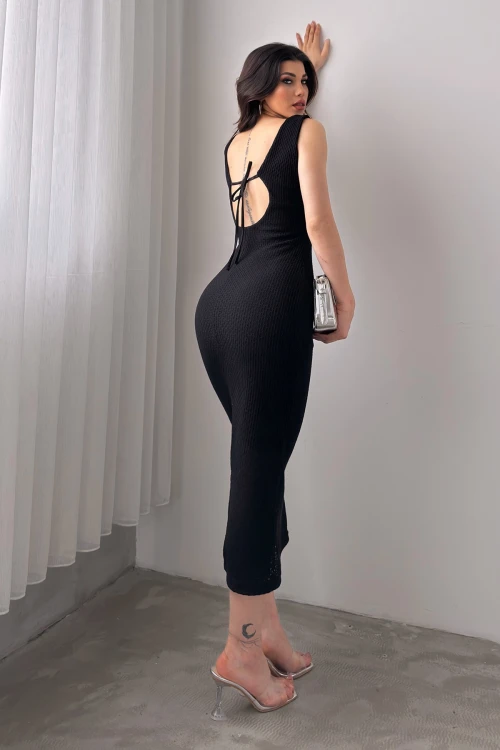 Siyah V Yaka Sırtı Bağcık Detaylı Triko Elbise BCDF-241068
