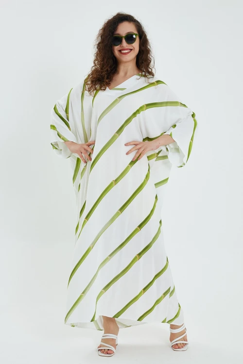 Maxi Boy Yeşil V Yaka Çizgili Sırtı Baskılı Salaş Dokuma Elbise BCVL-24932