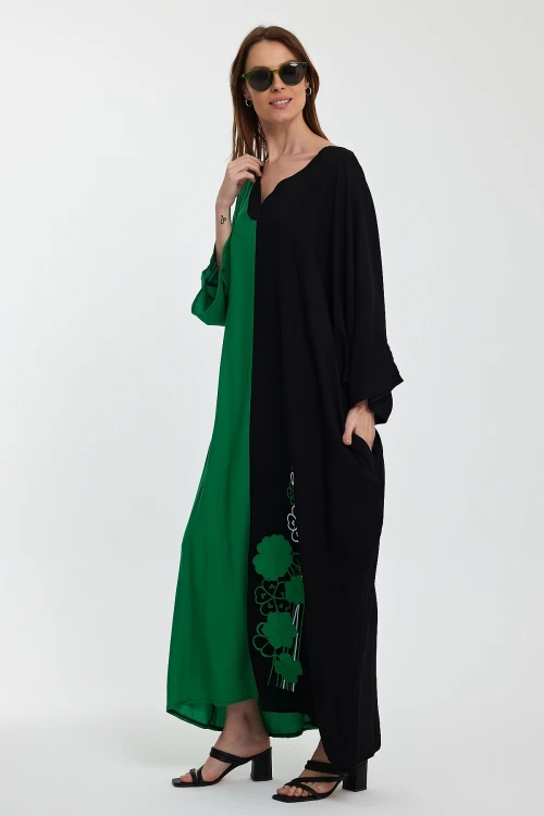 Maxi Boy Yeşil V Yaka Nakış İşlemeli Renk Bloklu Uzun Boy Gömlek Elbise BCVL-24958