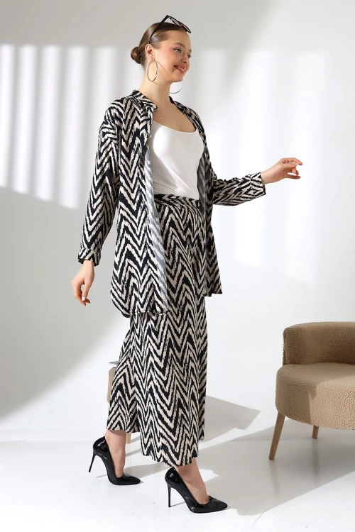 Bej Hakim Yaka Zigzag Desenli Gömlek Ve Pantolon Dokuma Alt Üst Takım BCVL-25V053-1