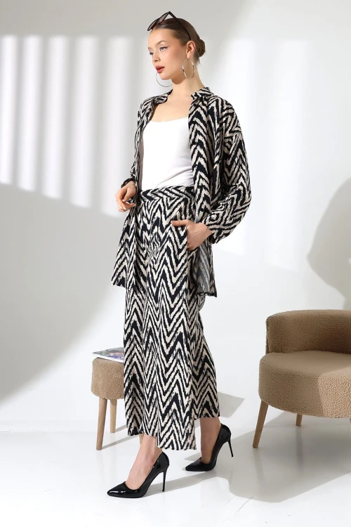 Bej Hakim Yaka Zigzag Desenli Gömlek Ve Pantolon Dokuma Alt Üst Takım BCVL-25V053-1