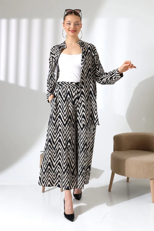 Bej Hakim Yaka Zigzag Desenli Gömlek Ve Pantolon Dokuma Alt Üst Takım BCVL-25V053-1