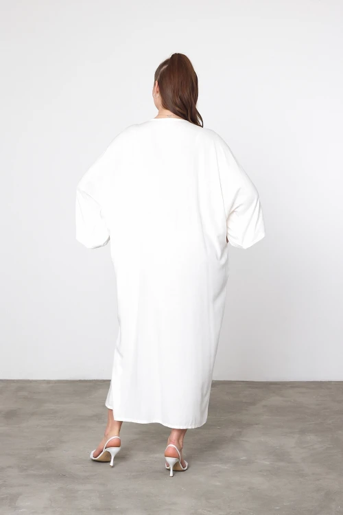 Maxi Boy Beyaz Nakış İşlemeli Dokuma Viscon Elbise BCVL-25V050