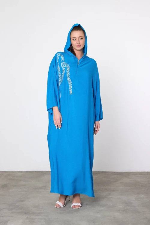 Mavi Nakış İşlemeli Maxi Boy Örme Viscon Elbise