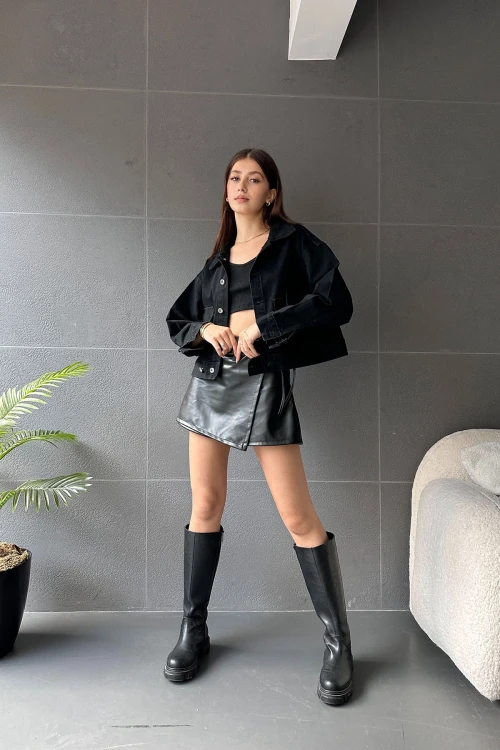 Siyah Çift Cep Beli Düğme Detaylı Denim Ceket BCDF-245416