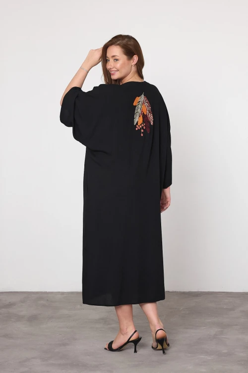 Siyah Nakış İşlemeli Maxi Boy Dokuma Viscon Elbise