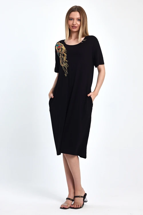 Maxi Boy Siyah Nakış İşlemeli Örme Viscon Elbise BCVL-251048