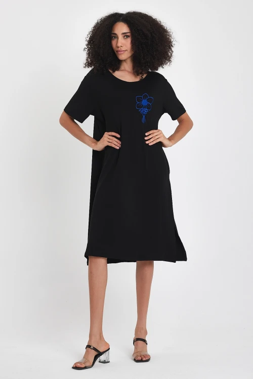 Maxi Boy Siyah Saks Nakış İşlemeli Örme Viscon Elbise BCVL-251023