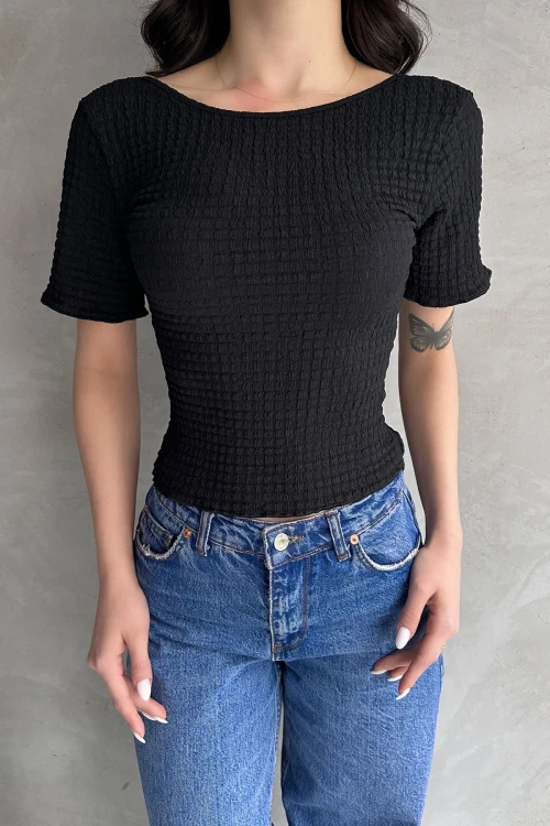 Siyah Sırt Dekolteli Basic Gofre Bluz