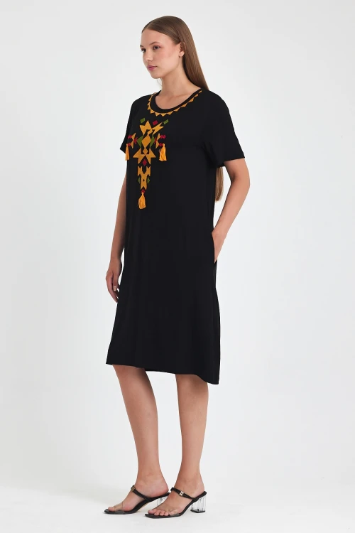 Maxi Boy Siyah Turuncu Nakış İşlemeli Örme Viscon Elbise BCVL-251025