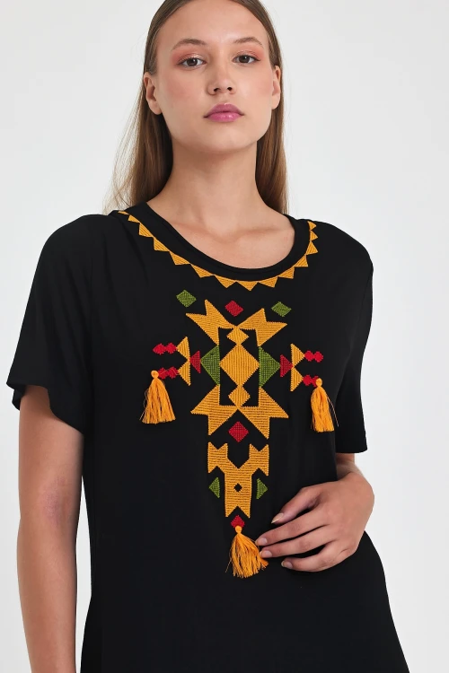 Maxi Boy Siyah Turuncu Nakış İşlemeli Örme Viscon Elbise BCVL-251025