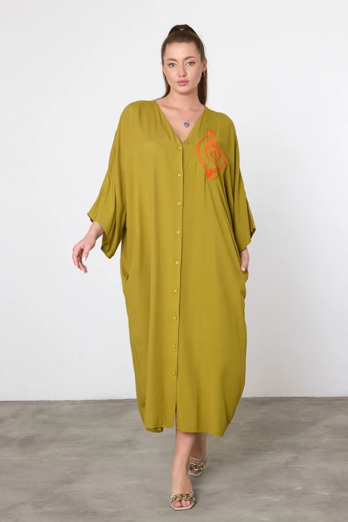 Maxi Boy Yağ Yeşili Nakış İşlemeli Dokuma Viscon Elbise BCVL-25V050