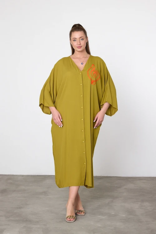 Maxi Boy Yağ Yeşili Nakış İşlemeli Dokuma Viscon Elbise BCVL-25V050