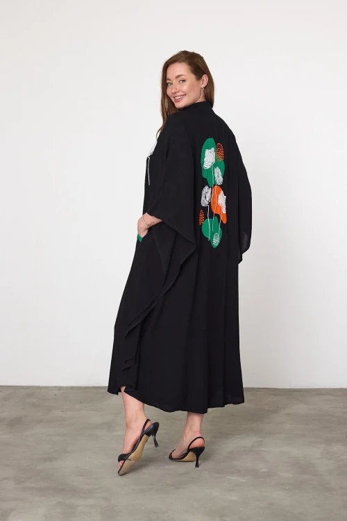 Yeşil Nakış İşlemeli Maxi Boy Dokuma Viscon Elbise