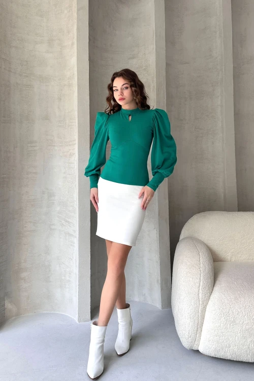 Yeşil Öpücük Yaka Prenses Kol Crep Bluz BCDF-242137