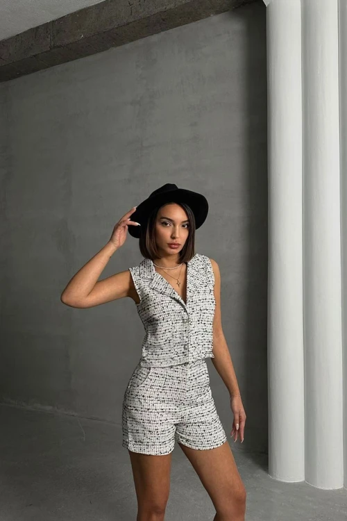 Beyaz Tüvit Kumaş Yelek Ve Cepli Şort Alt Üst Takım BCHN-2525463