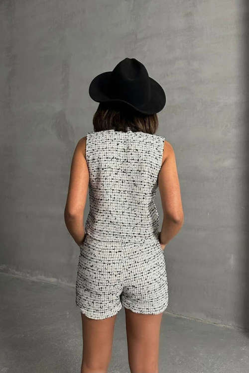 Beyaz Tüvit Kumaş Yelek Ve Cepli Şort Alt Üst Takım BCHN-2525463