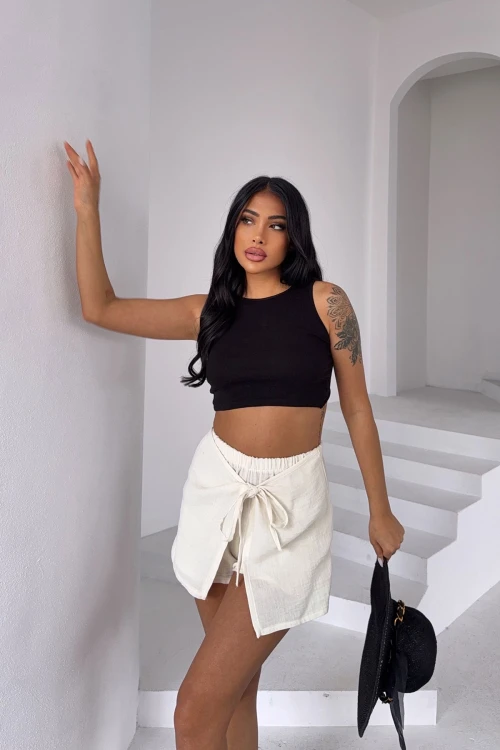 Ekru Kruvaze Bağlamalı Muslin Kumaş Keten Dokuma Şort BCBT-251002