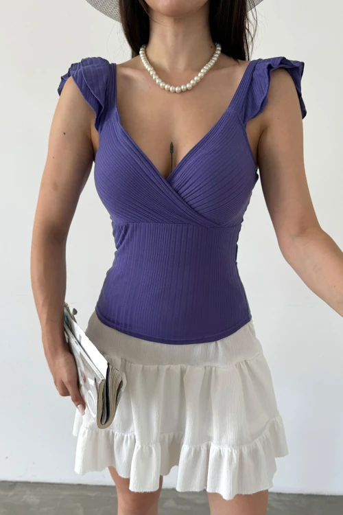 Mor Kruvaze Yaka Omuzu Volanlı Bluz BCDF-251091