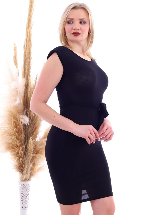 Siyah Beli Kuşaklı Omuzu Vatkalı Elbise CO-2520070783