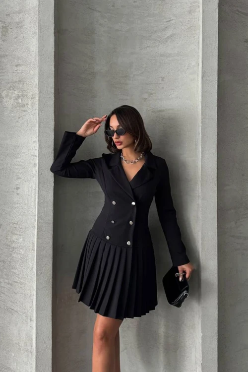 Siyah Düğme Detaylı Piliseli Dokuma Ceket Elbise BCHN-255016