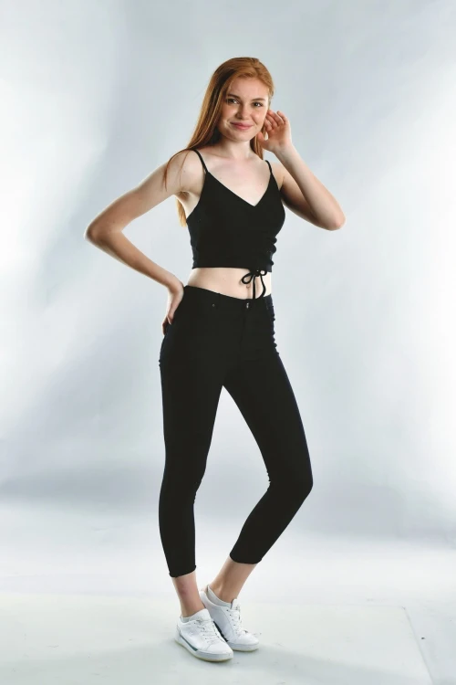 Siyah Kaşkorse Askılı Büzmeli Büstiyer CO-2520072005