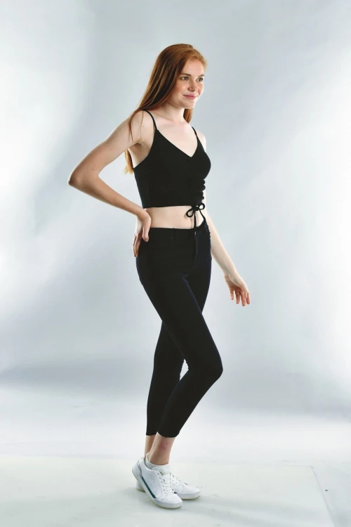 Siyah Kaşkorse Askılı Büzmeli Büstiyer CO-2520072005