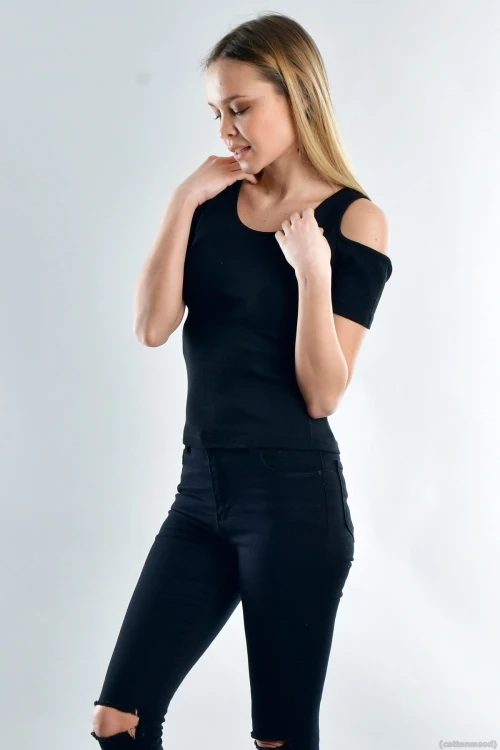 Siyah Kaşkorse Omuzu Açık Kısa Kol Bluz CO-2520021670